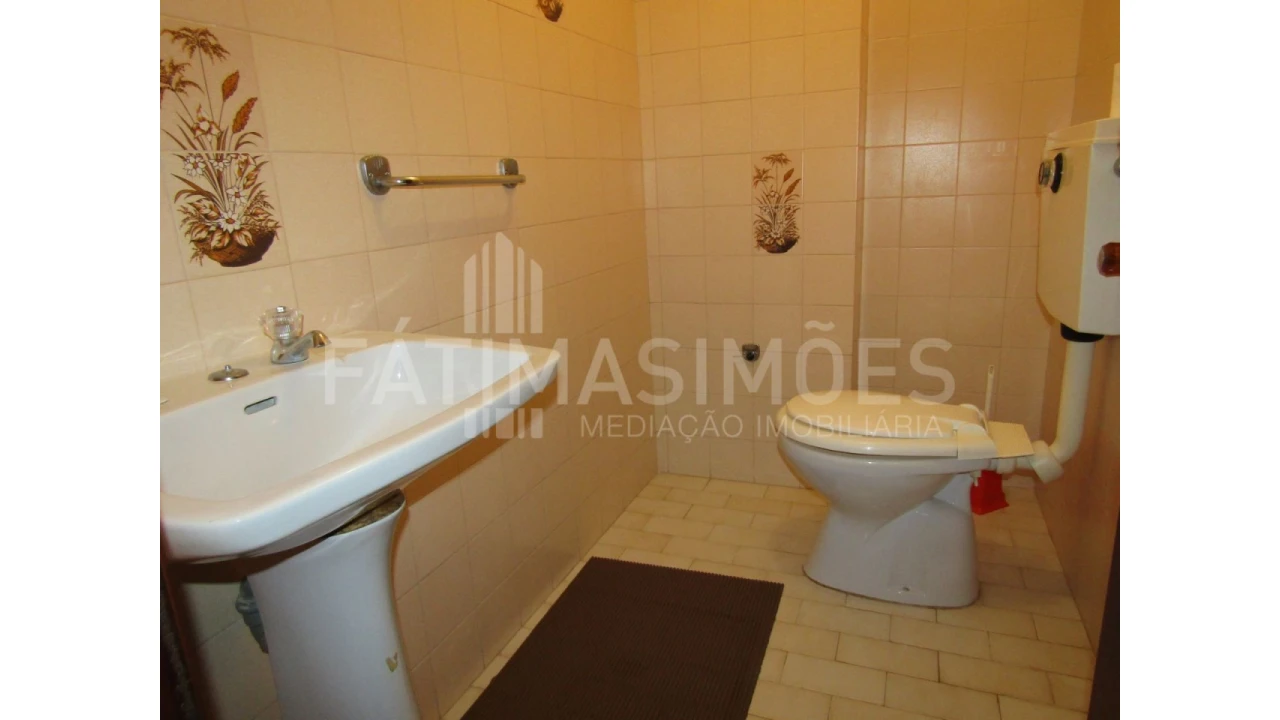 Armazém para Venda em Vila Praia de Ancora Foto 9