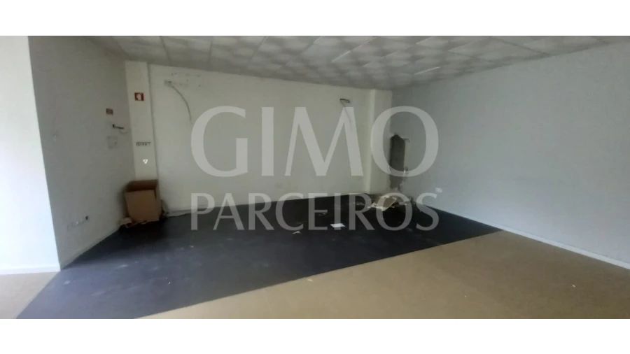 Loja para Venda em Oiã Foto 5