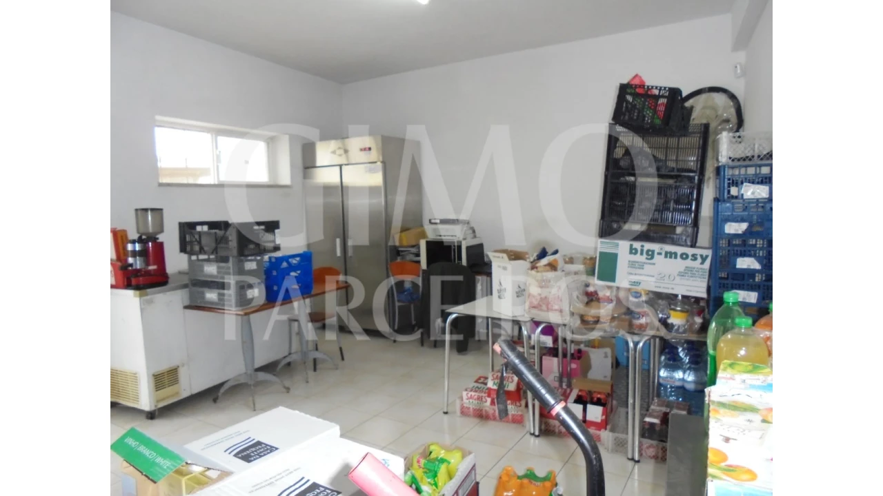 Loja para Venda em Palhaça Foto 2