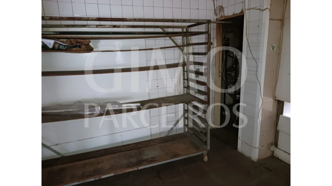 Loja para Venda em Bustos, Troviscal e Mamarrosa Foto 14