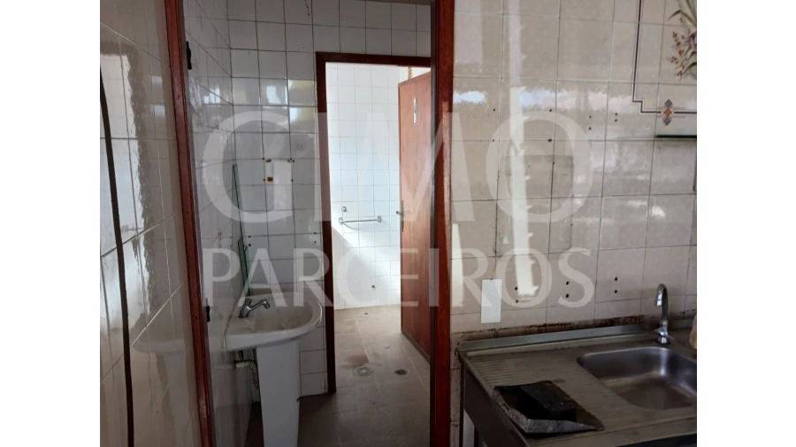 Loja para Venda em Bustos, Troviscal e Mamarrosa Foto 4