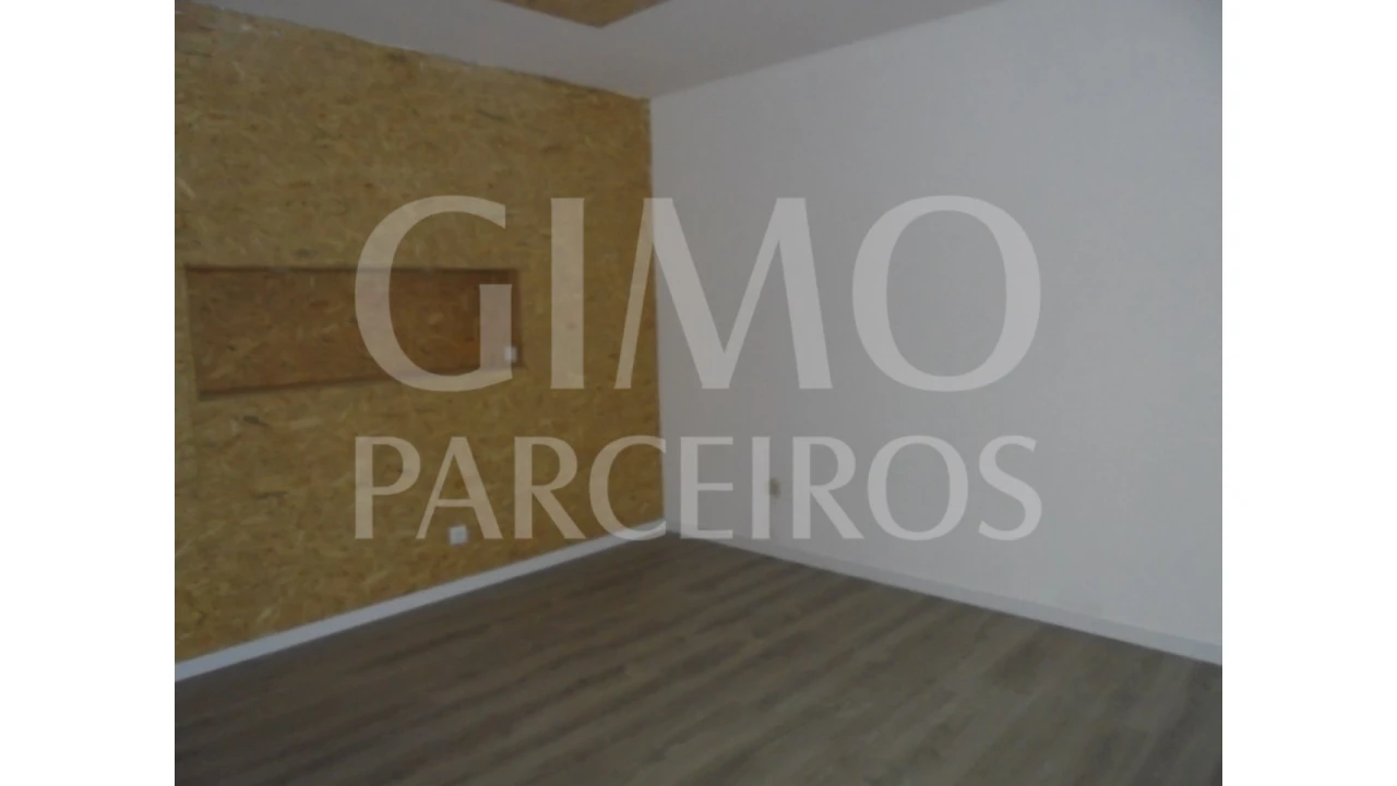 Loja para Venda em Vagos e Santo António Foto 8