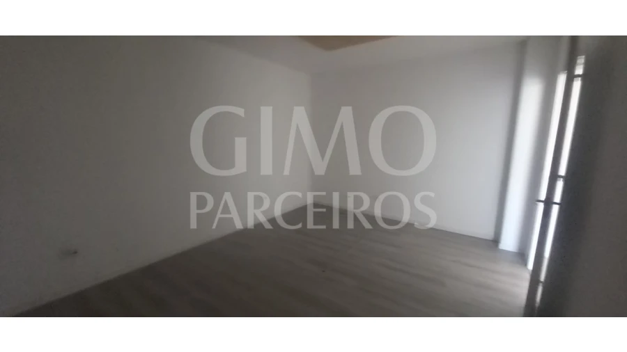 Loja para Venda em Vagos e Santo António Foto 13