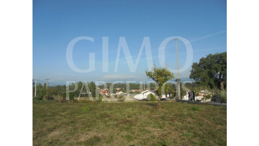 Terreno para Venda em Barrô e Aguada de Baixo