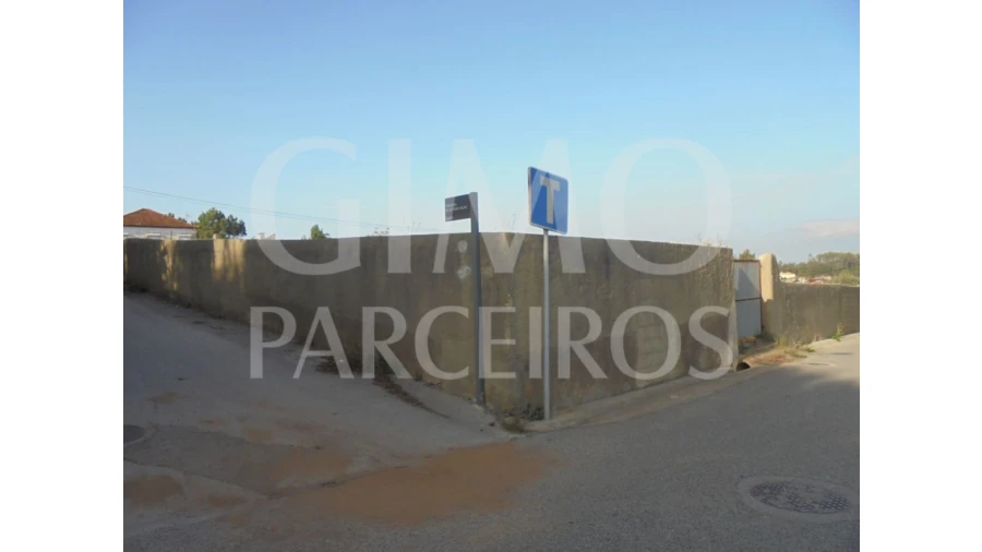 Terreno para Venda em Barrô e Aguada de Baixo Foto 9