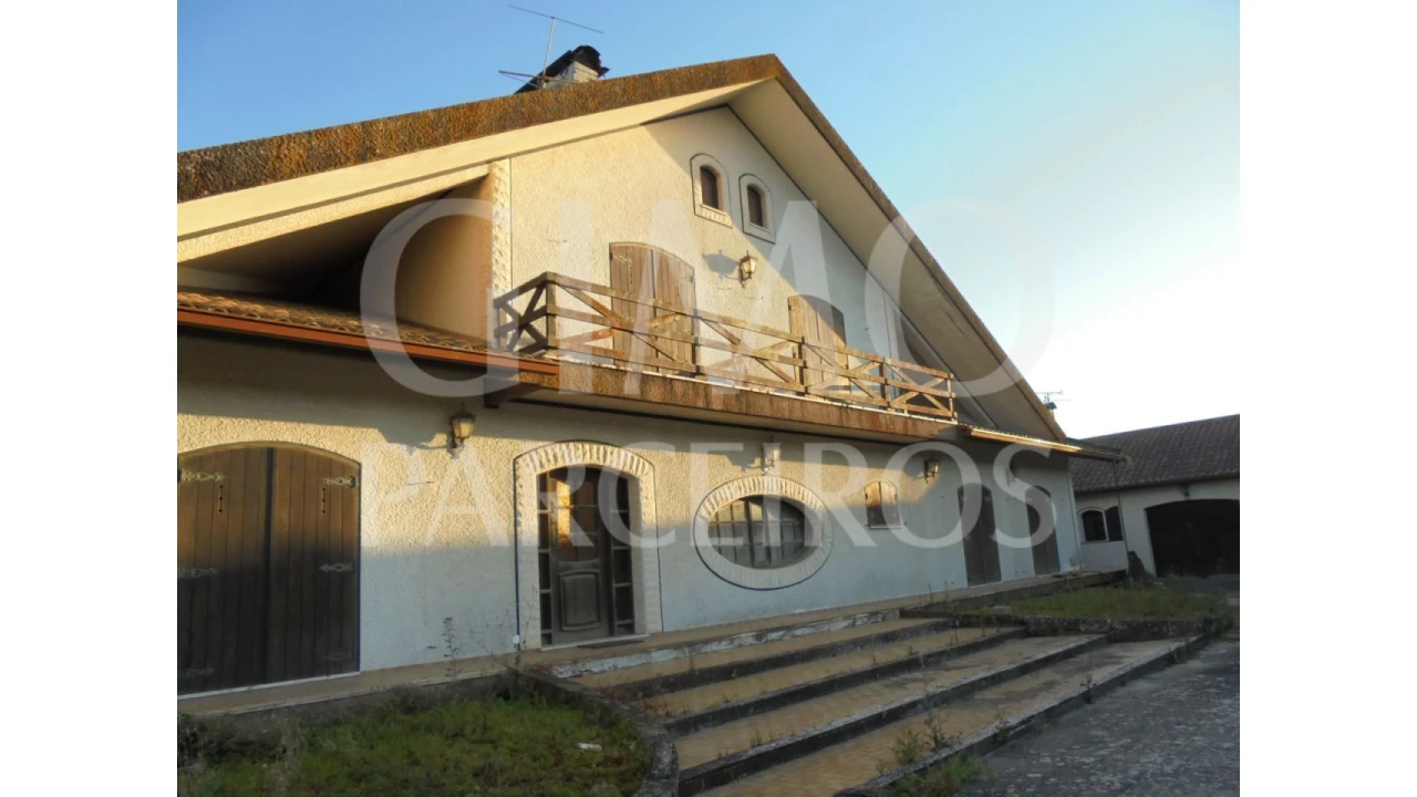 Moradia T7 para Venda em Bustos, Troviscal e Mamarrosa Foto 2