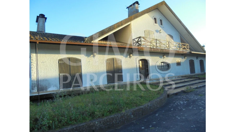 Moradia T7 para Venda em Bustos, Troviscal e Mamarrosa