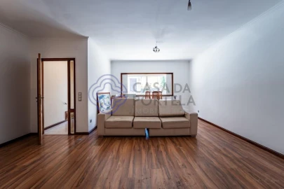 Moradia T3 para Venda em Santa Marinha e São Pedro da Afurada
