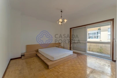 Moradia T3 para Venda em Santa Marinha e São Pedro da Afurada