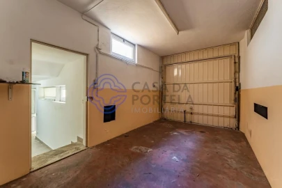 Moradia T3 para Venda em Santa Marinha e São Pedro da Afurada