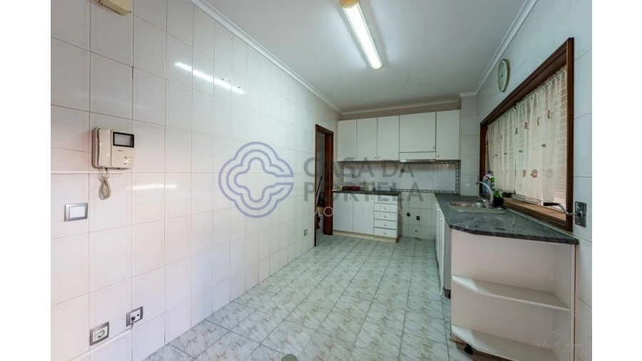 Moradia T3 para Venda em Santa Marinha e São Pedro da Afurada Foto 8