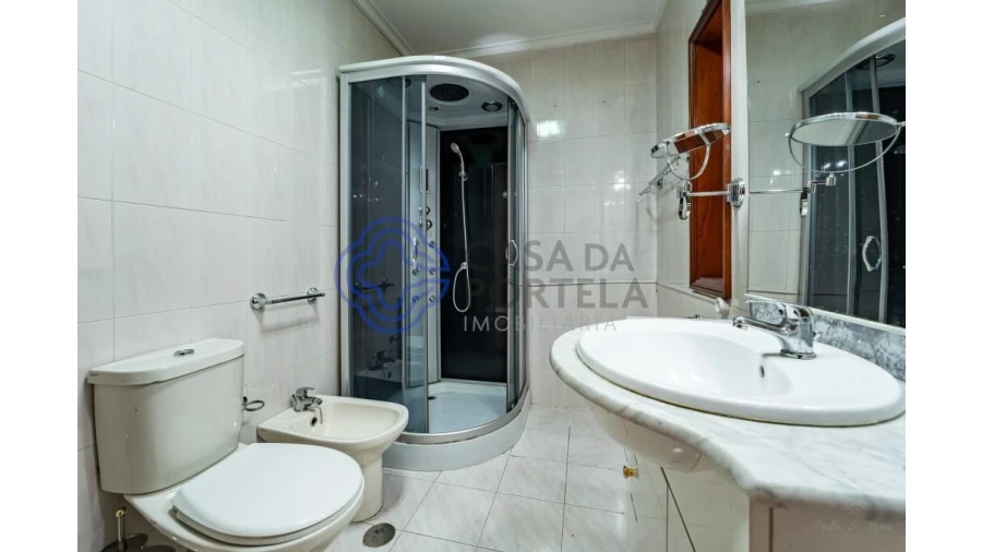 Moradia T3 para Venda em Santa Marinha e São Pedro da Afurada Foto 16