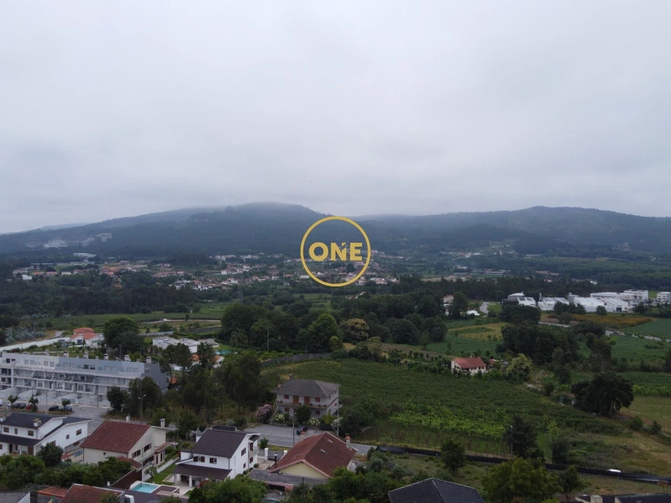 Terreno para Venda em Briteiros Santo Estêvão e Donim Foto 8