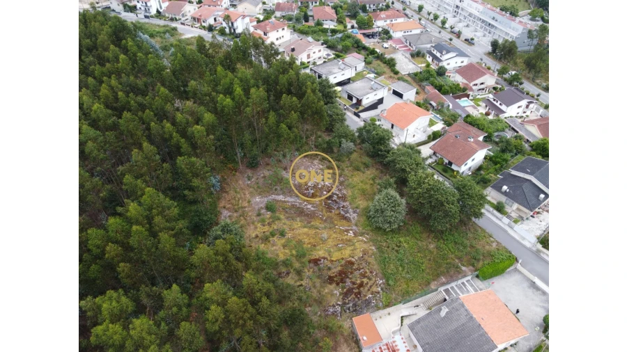 Terreno para Venda em Briteiros Santo Estêvão e Donim Foto 3