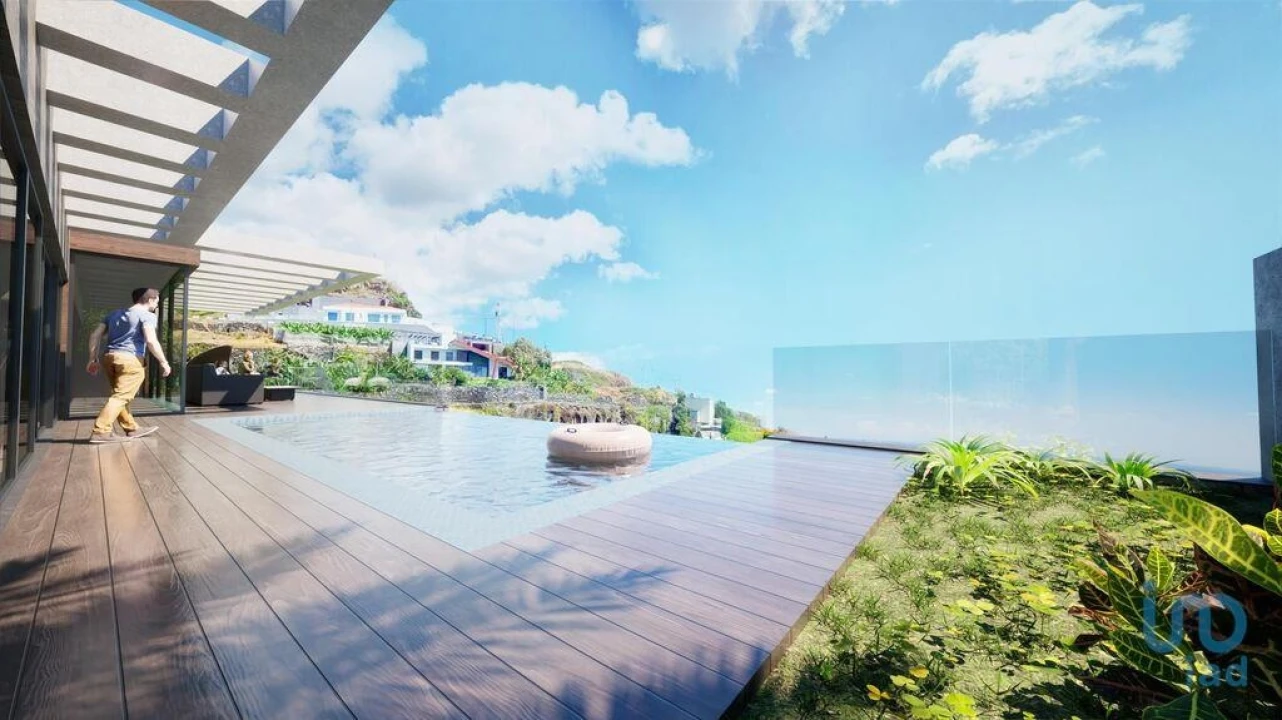 Moradia T3 para Venda em Arco da Calheta Foto 4