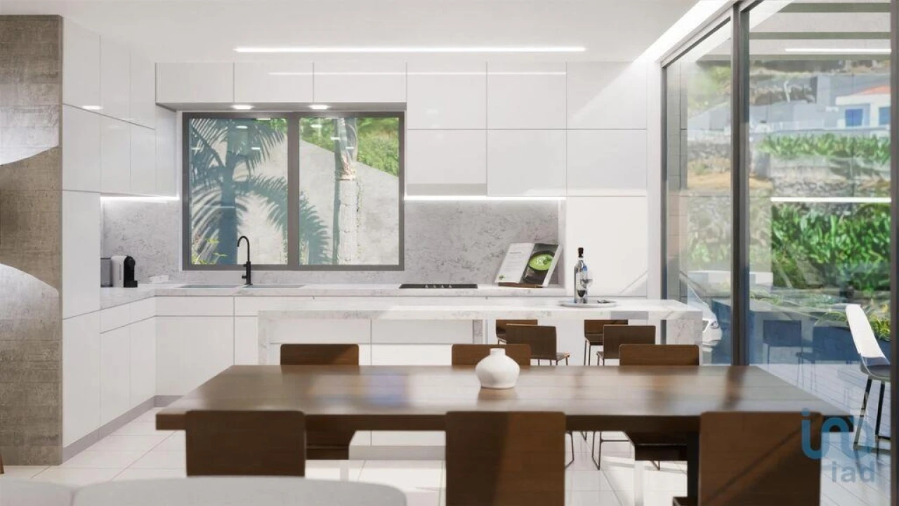 Moradia T3 para Venda em Arco da Calheta Foto 13