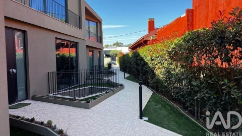 Moradia T3 para Venda em Canidelo
