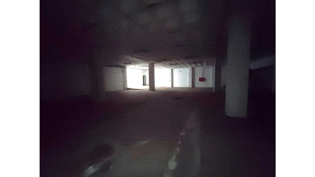 Armazém para Venda em Sacavém e Prior Velho Foto 6