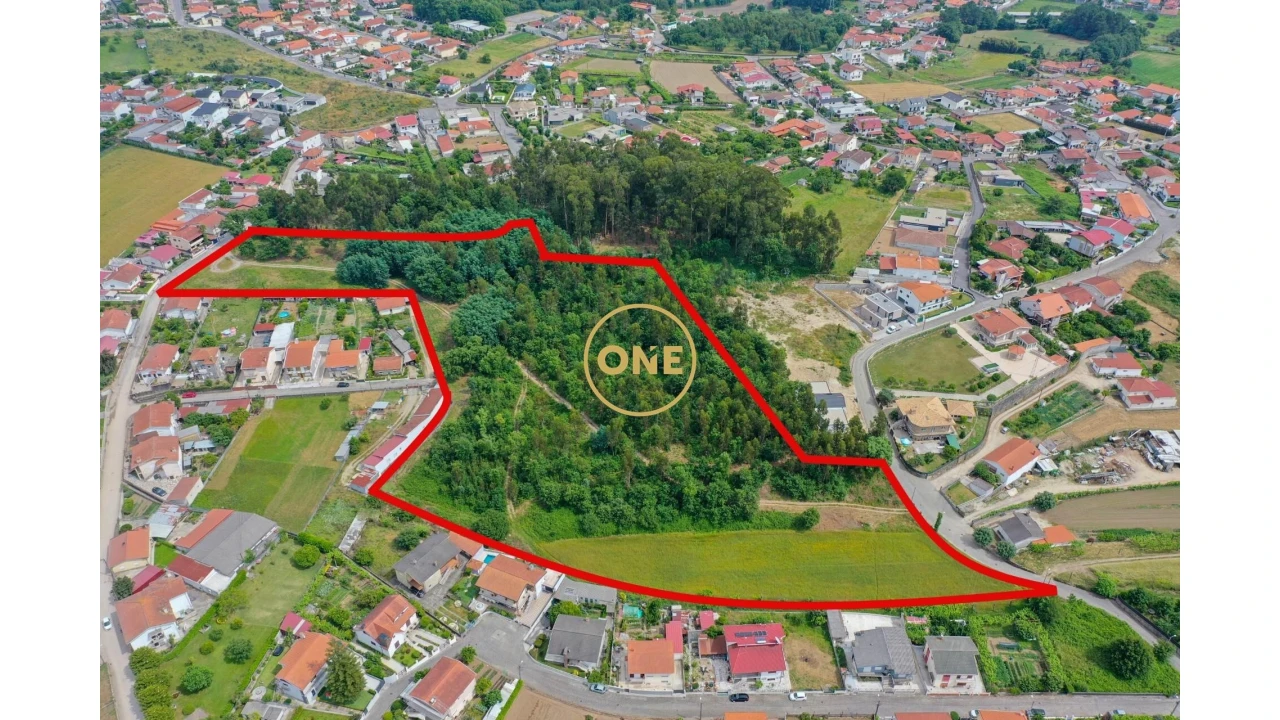 Terreno para Venda em Areias, Sequeirô, Lama e Palmeira Foto 2