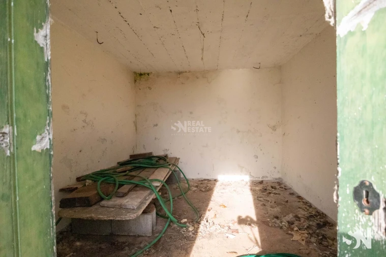 Terreno para Venda em Arco da Calheta Foto 9