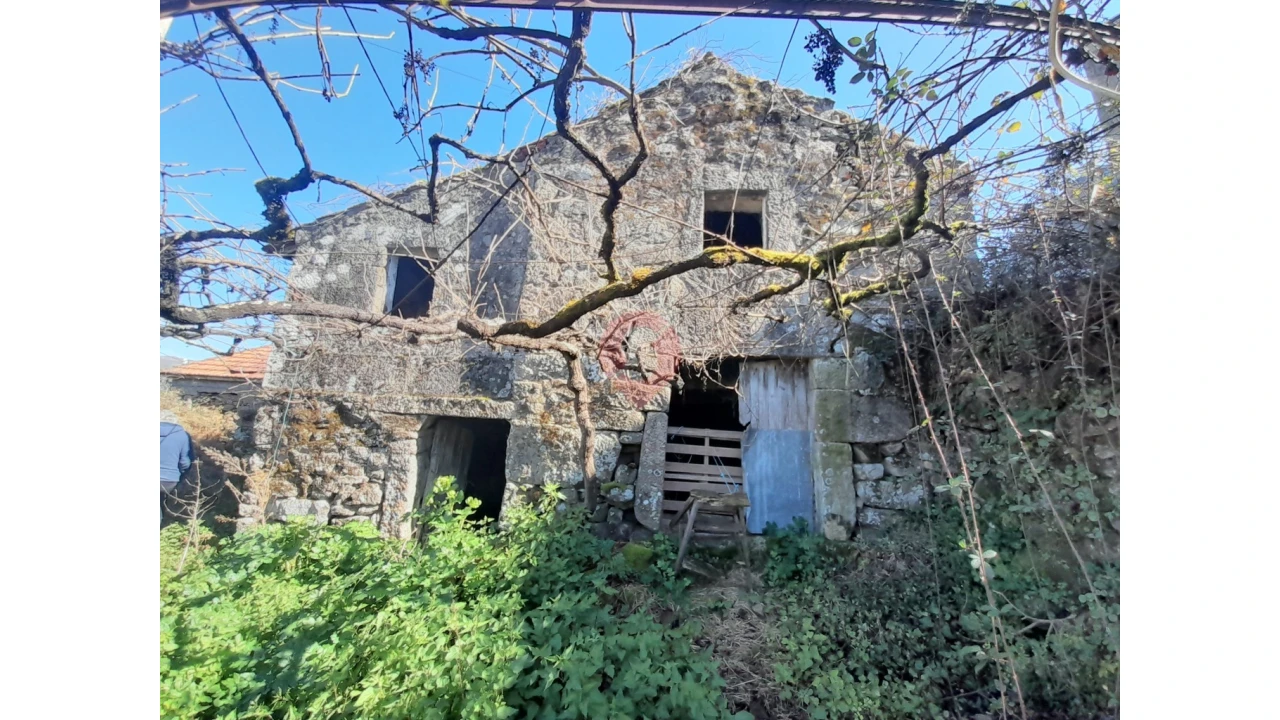 Moradia T0 para Venda em Tangil Foto 1