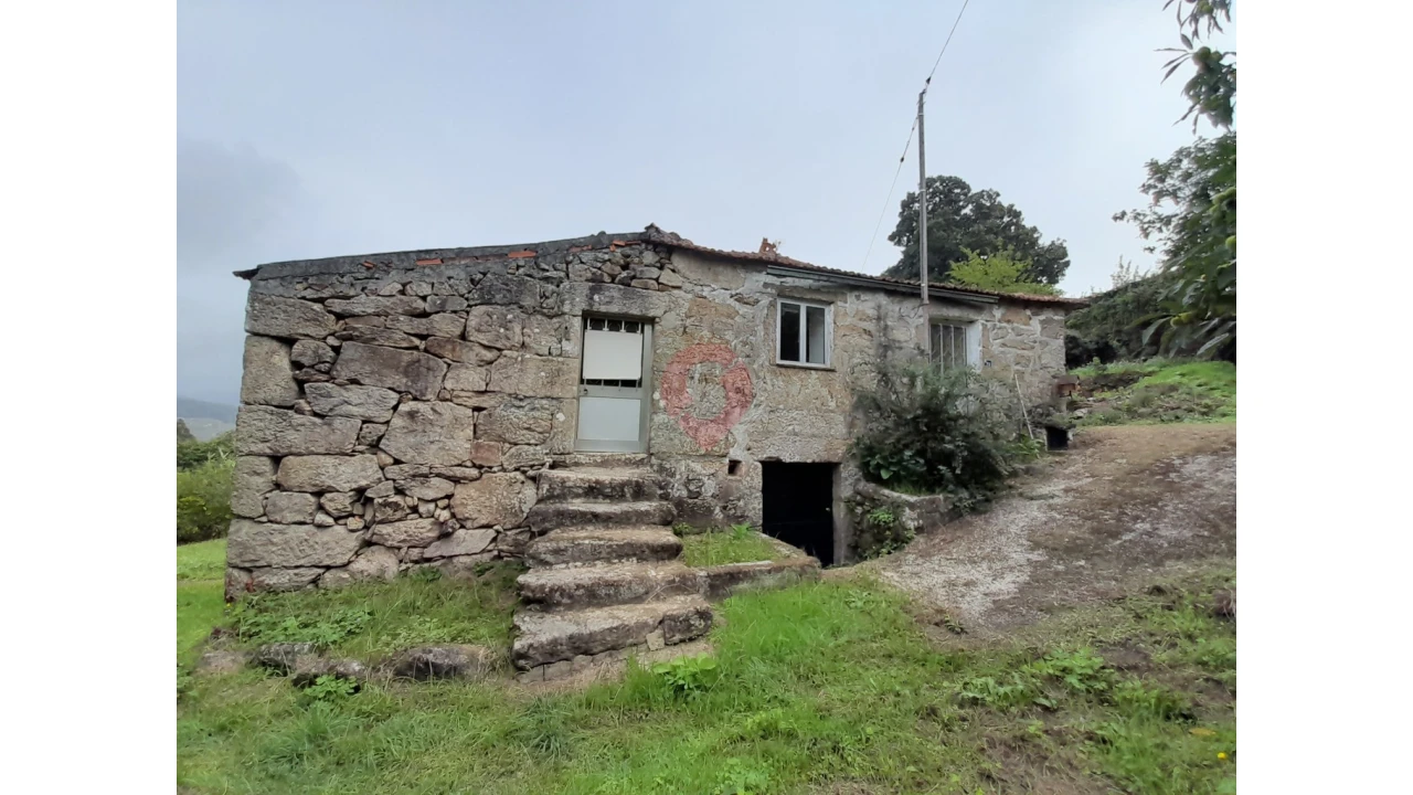 Moradia T2 para Venda em Chaviães e Paços Foto 2