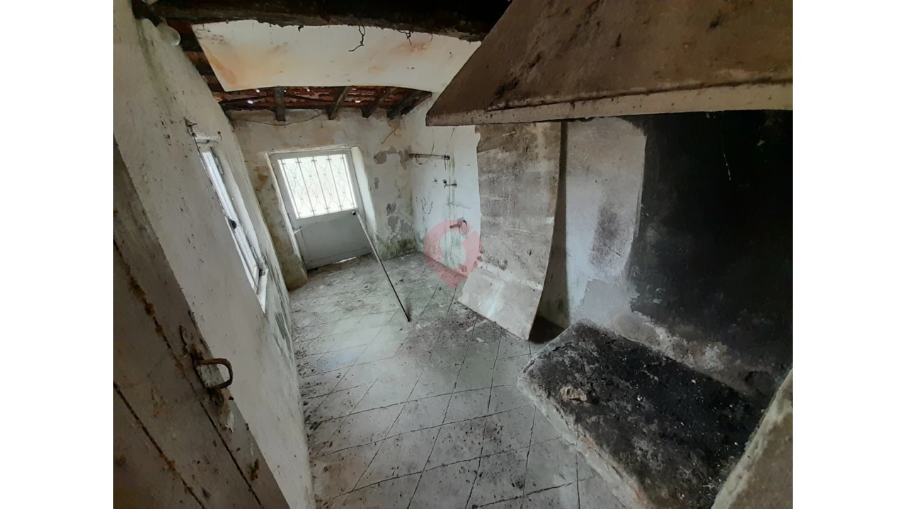 Moradia T2 para Venda em Chaviães e Paços Foto 6