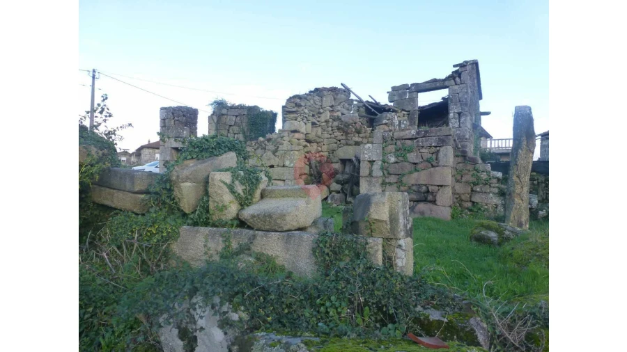 Moradia T0 para Venda em Longos Vales Foto 2