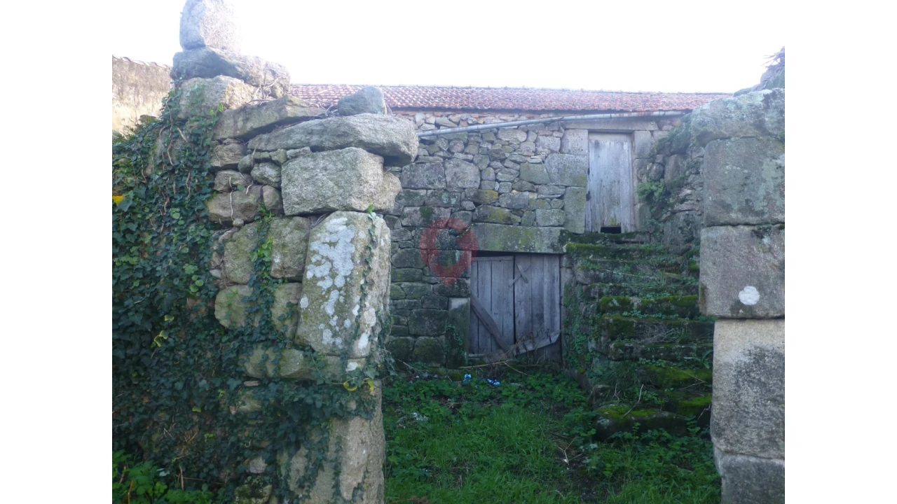 Moradia T0 para Venda em Longos Vales Foto 6