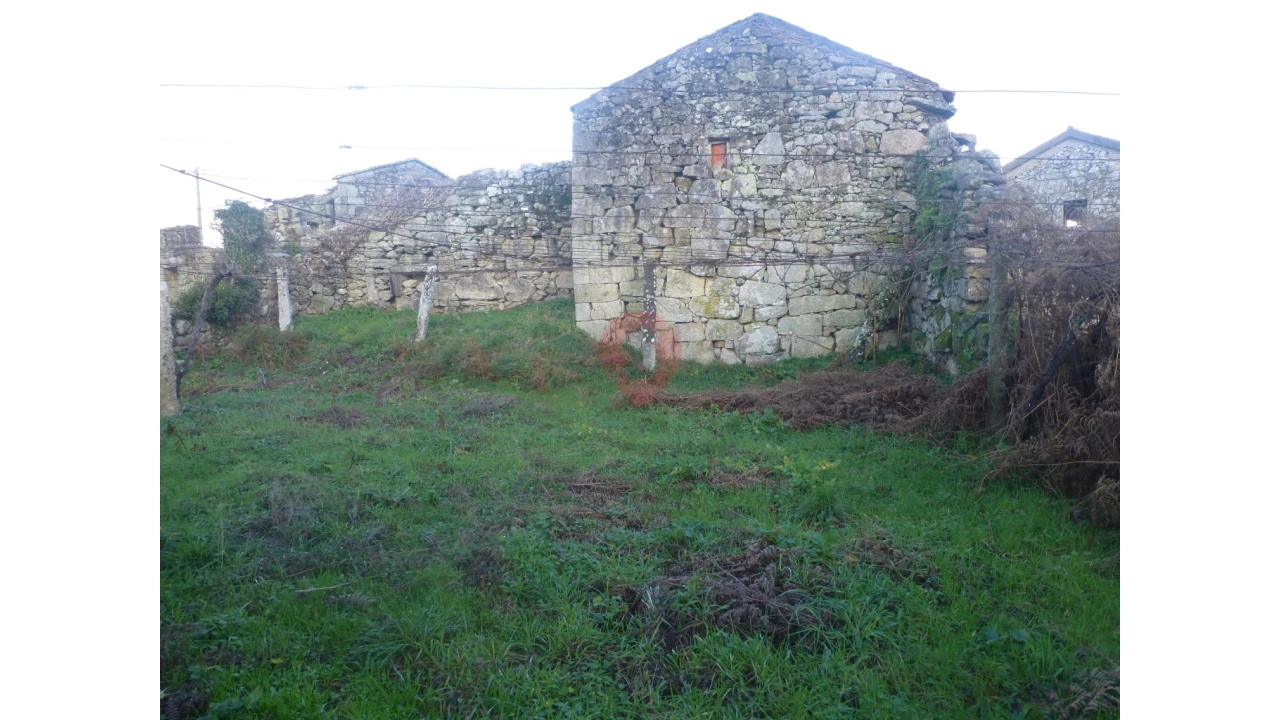 Moradia T0 para Venda em Longos Vales Foto 8