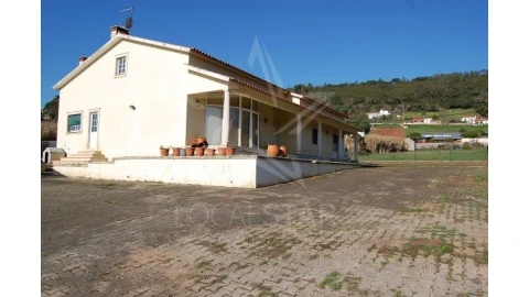 Moradia T4 para Venda em Rio Maior