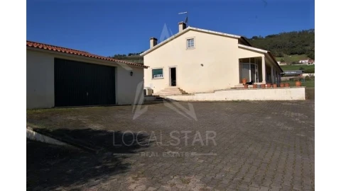 Moradia T4 para Venda em Rio Maior