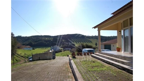 Moradia T4 para Venda em Rio Maior