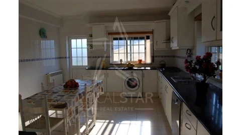 Moradia T4 para Venda em Rio Maior