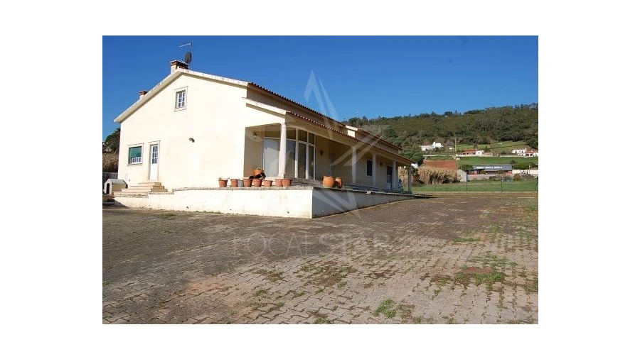 Moradia T4 para Venda em Rio Maior Foto 5