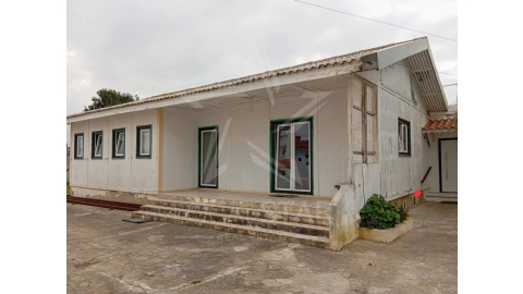 Moradia T4 para Venda em Alfeizerão