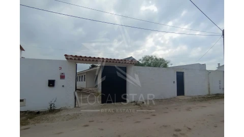 Moradia T4 para Venda em Alfeizerão