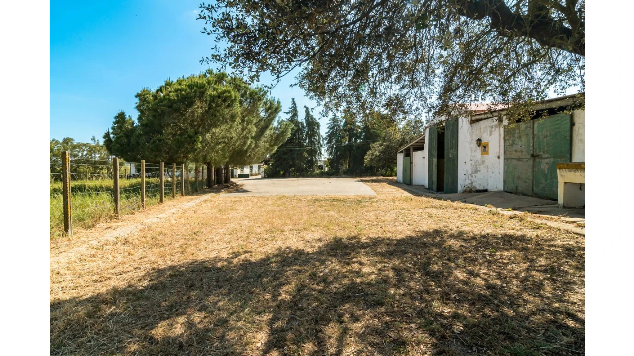 Moradia T4 para Venda em Bacelo e Senhora da Saúde Foto 17