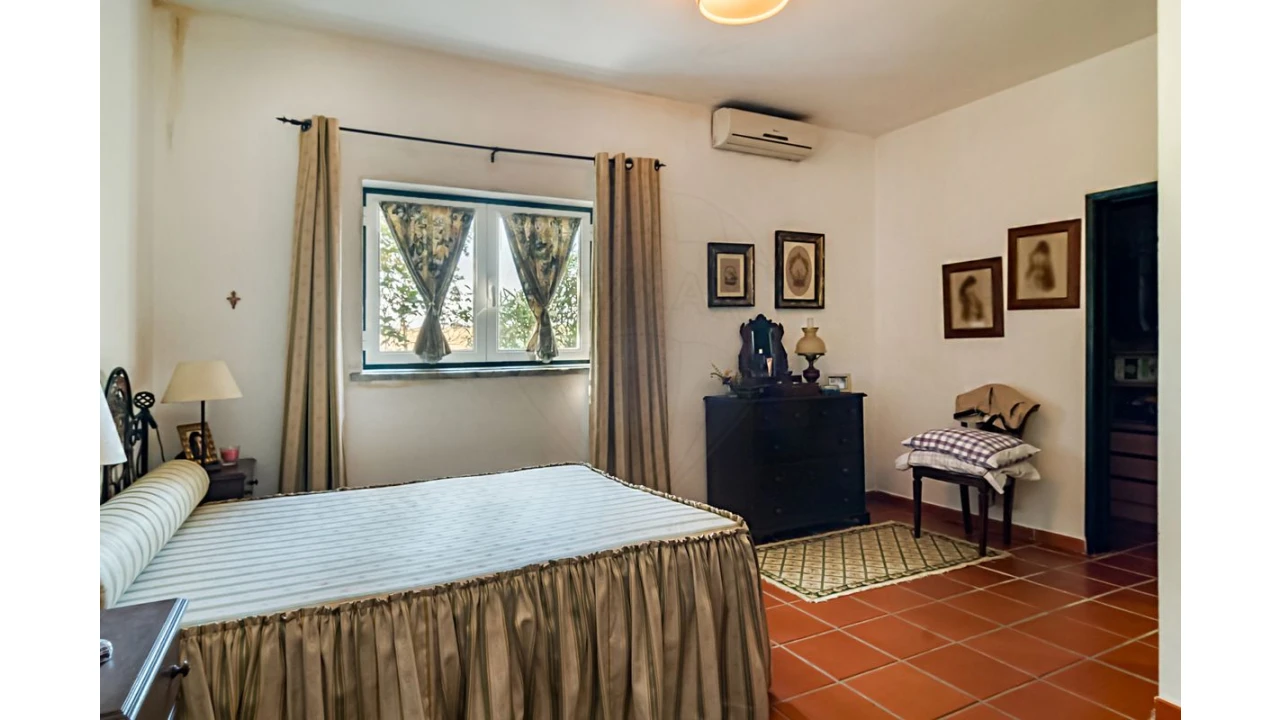 Moradia T4 para Venda em Bacelo e Senhora da Saúde Foto 40