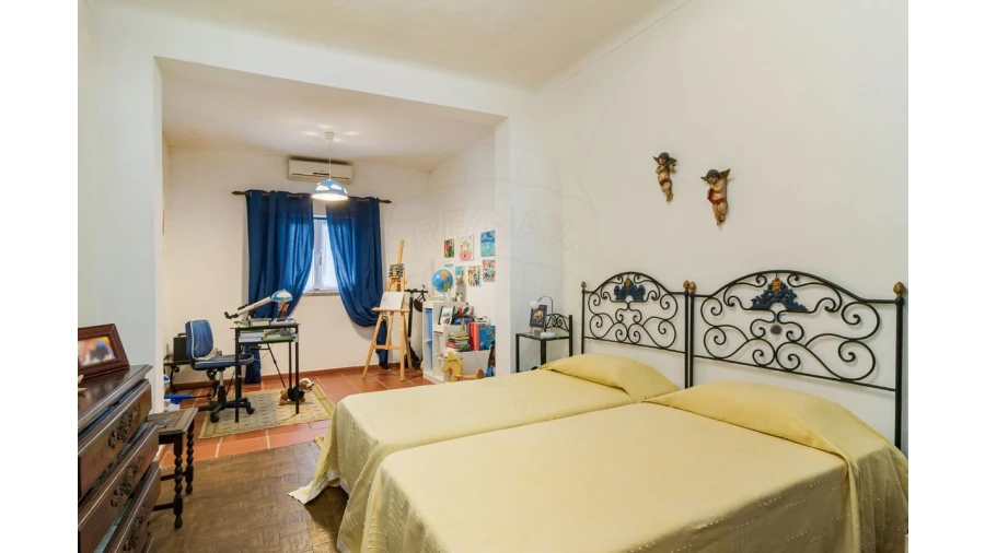 Moradia T4 para Venda em Bacelo e Senhora da Saúde Foto 42