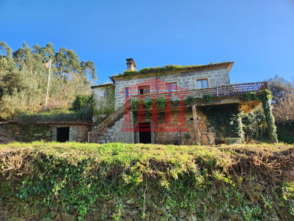 Moradia para Venda em Fragoso Foto 1