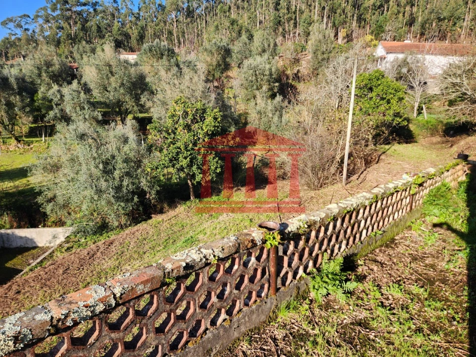 Moradia para Venda em Fragoso Foto 24