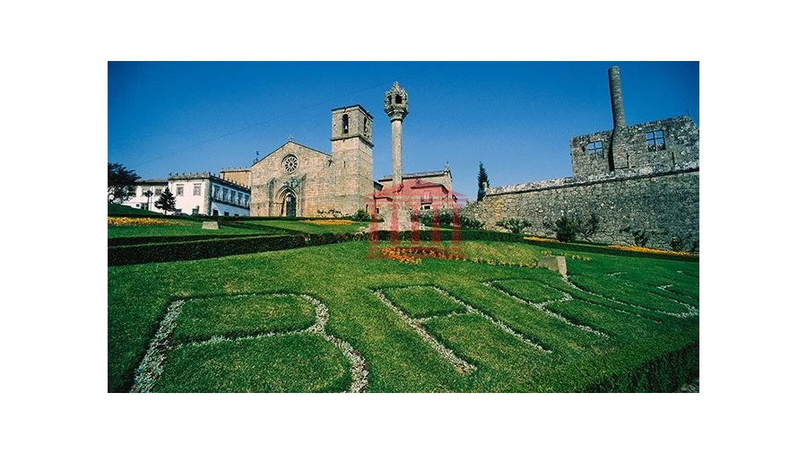 Loja para Arrendamento em Arcozelo Foto 3