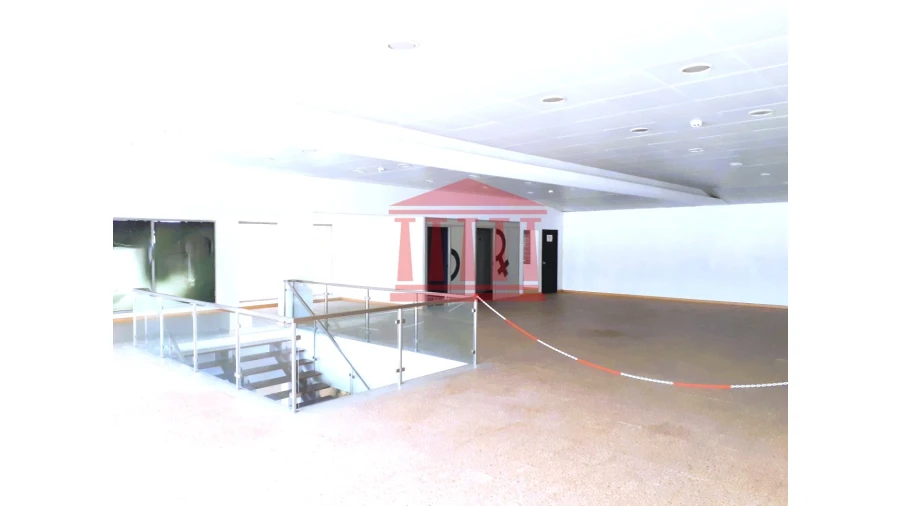 Loja para Arrendamento em Barcelinhos Foto 3