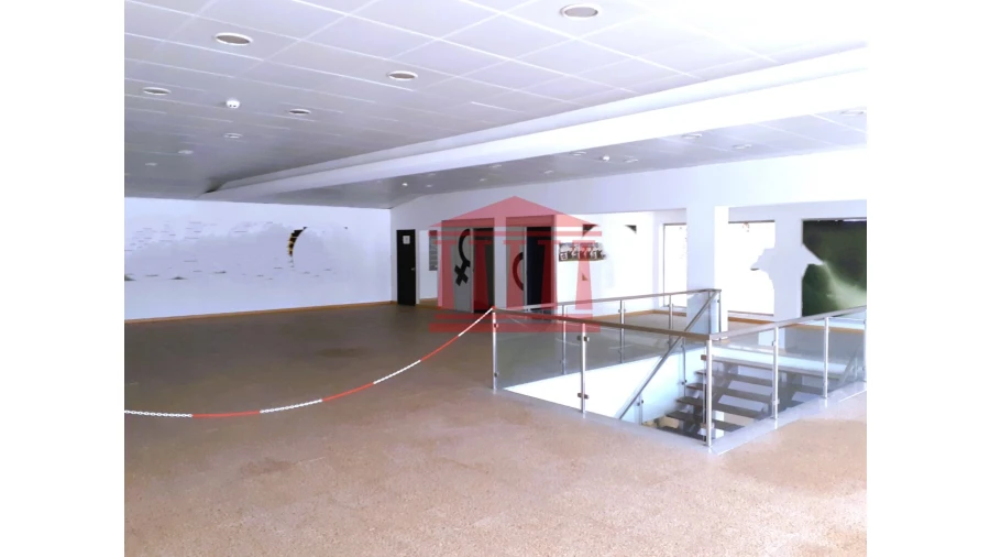 Loja para Arrendamento em Barcelinhos Foto 5