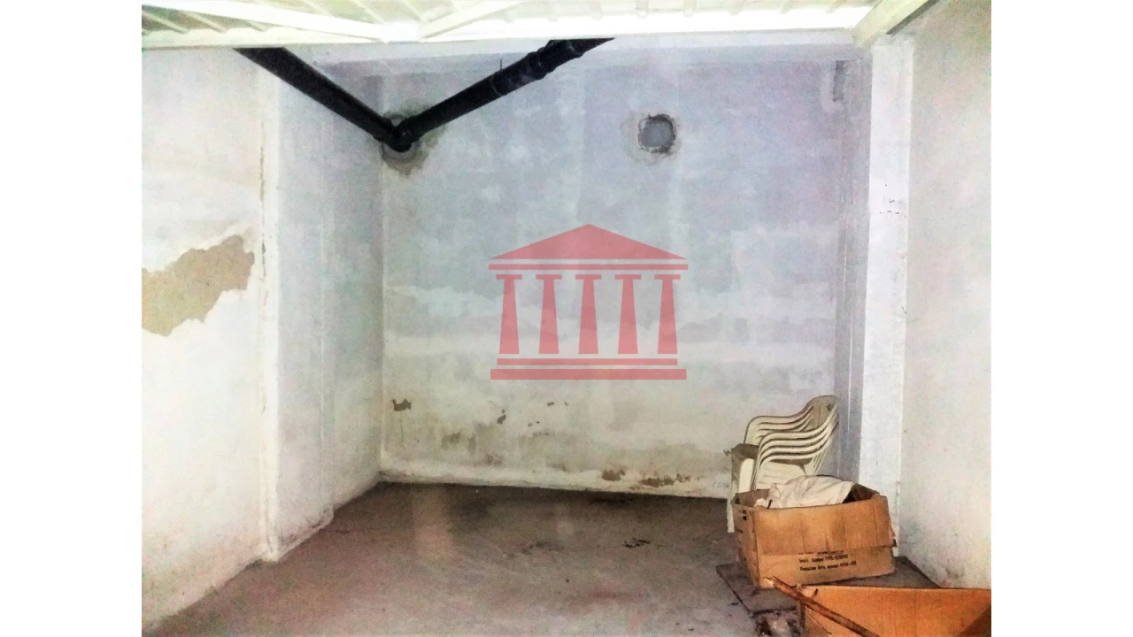 Garagem para Venda em Arcozelo Foto 3