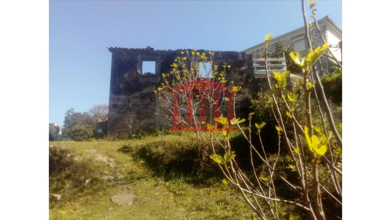 Moradia para Venda em Fontoura Foto 3
