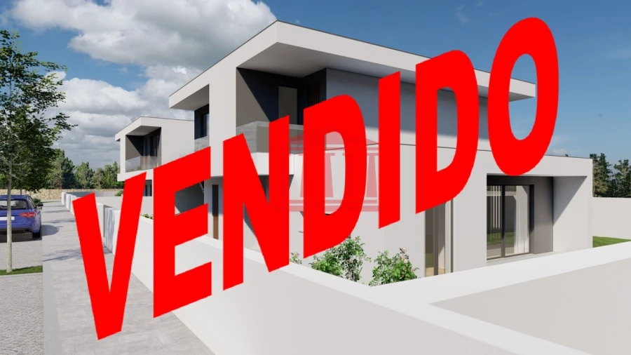 Moradia T4 para Venda em Alvelos