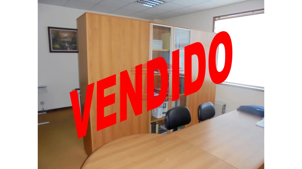 Escritório para Venda em Barcelos, V.Boa, V.Frescainha Foto 1