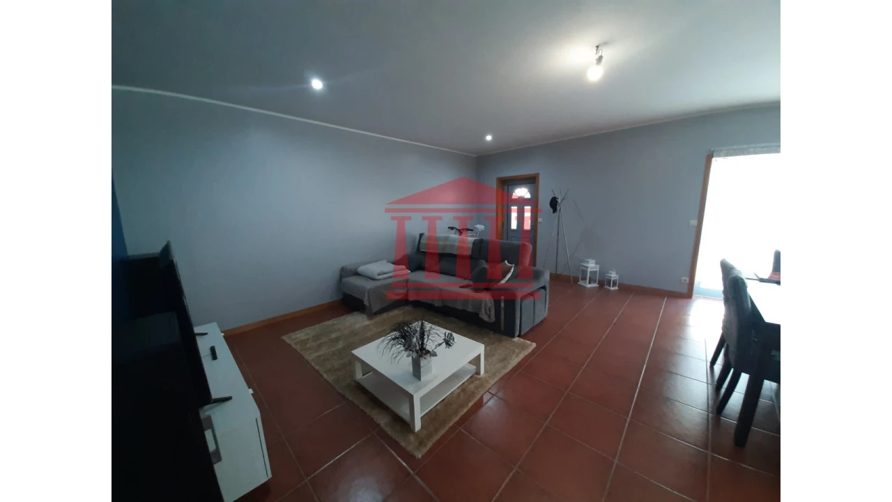 Moradia T3 para Venda em Forjães Foto 8